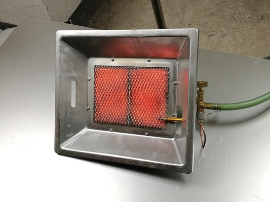 家禽の 4 モデル チキン育雛器ガス ヒーター LPG NG バイオガス ガス育雛器