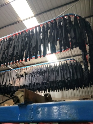 ジーンズの洗濯の衣服の工場のための掛かるコンベヤー伝達ローラーのチェーン